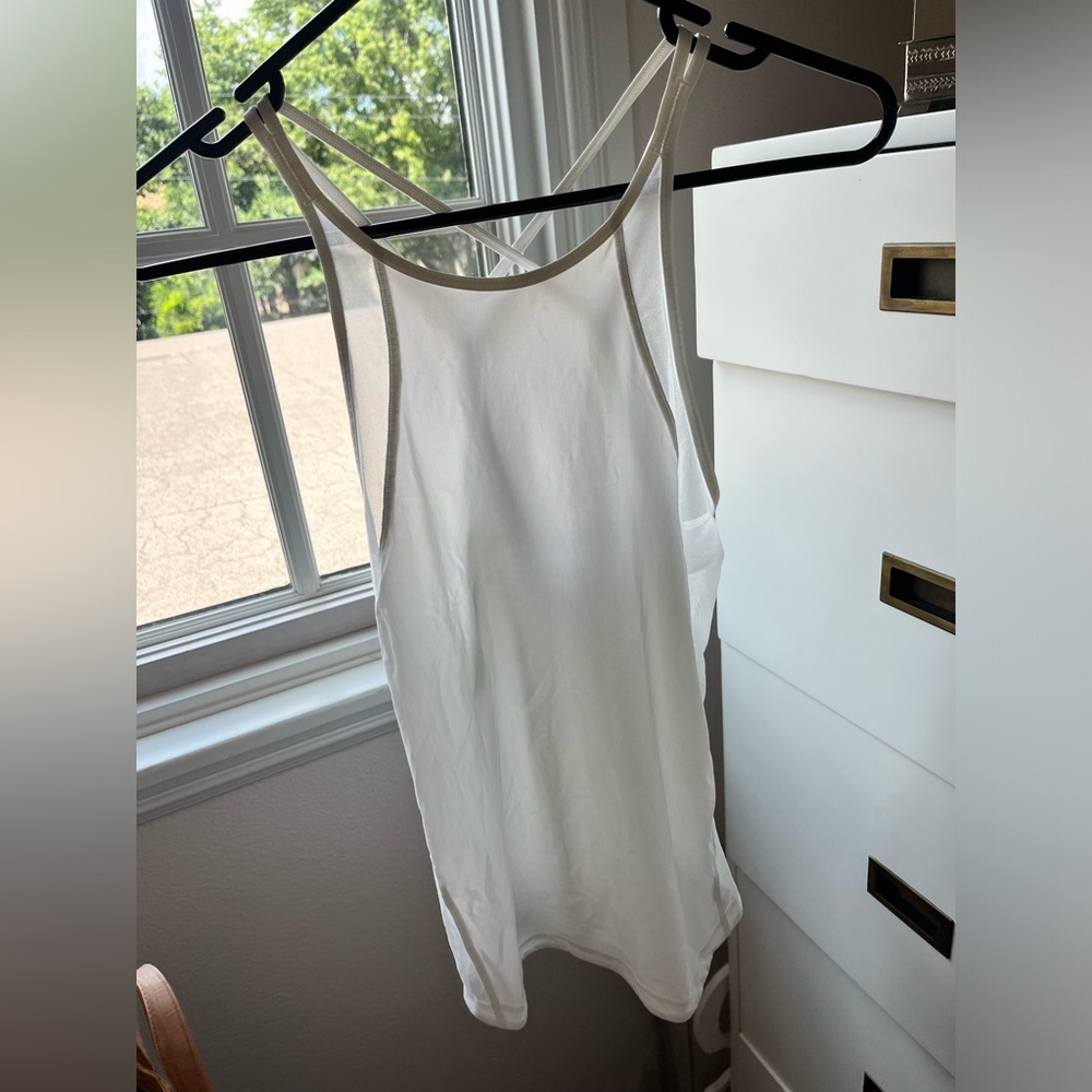 WHITE LULU RUNNING TANK